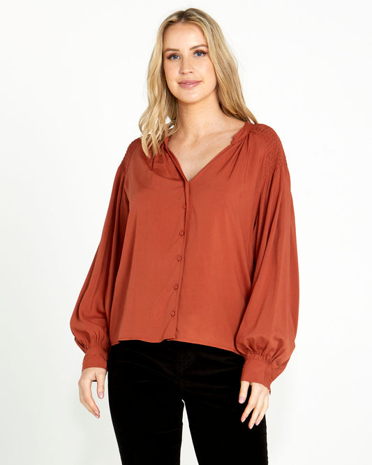 Brigitte Shirred Shoulder Top - Chestnut