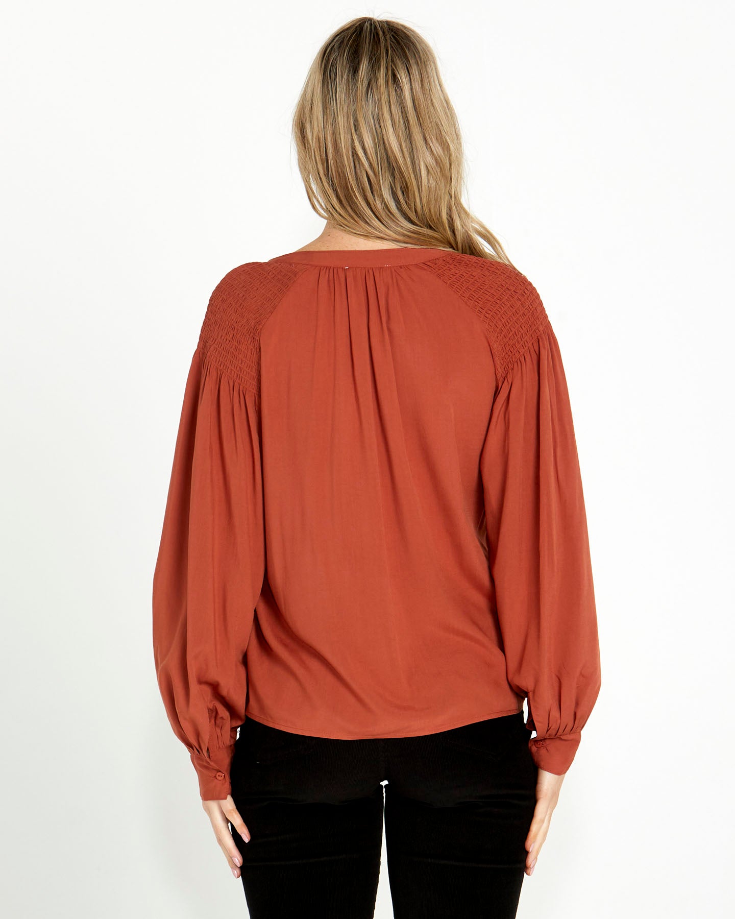 Brigitte Shirred Shoulder Top - Chestnut