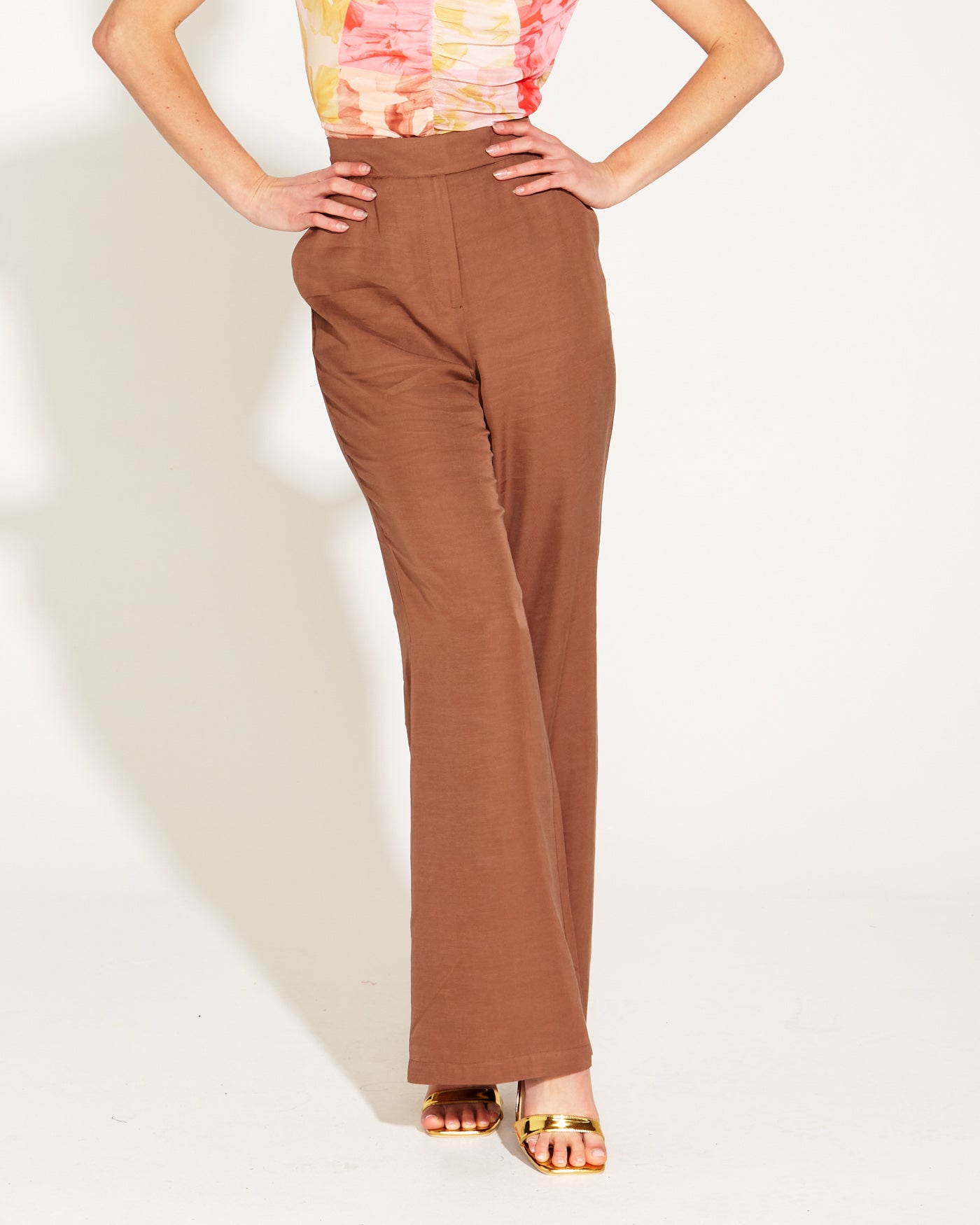 One And Only High Waisted Flared Pant - Mocha