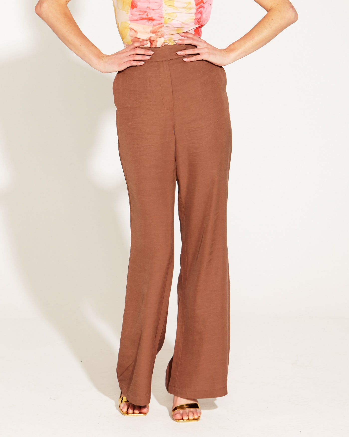 One And Only High Waisted Flared Pant - Mocha