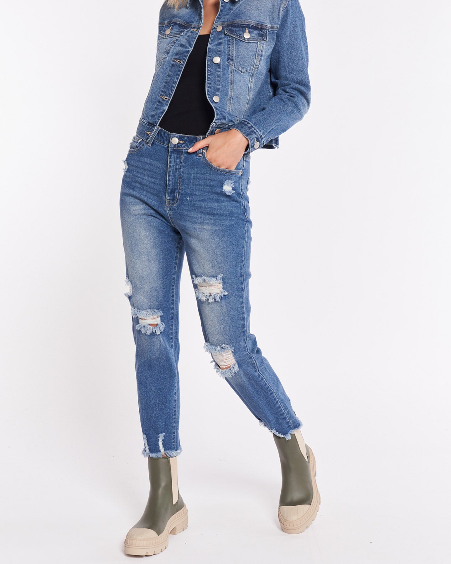 Suzi Distressed Jean - Worn Wash