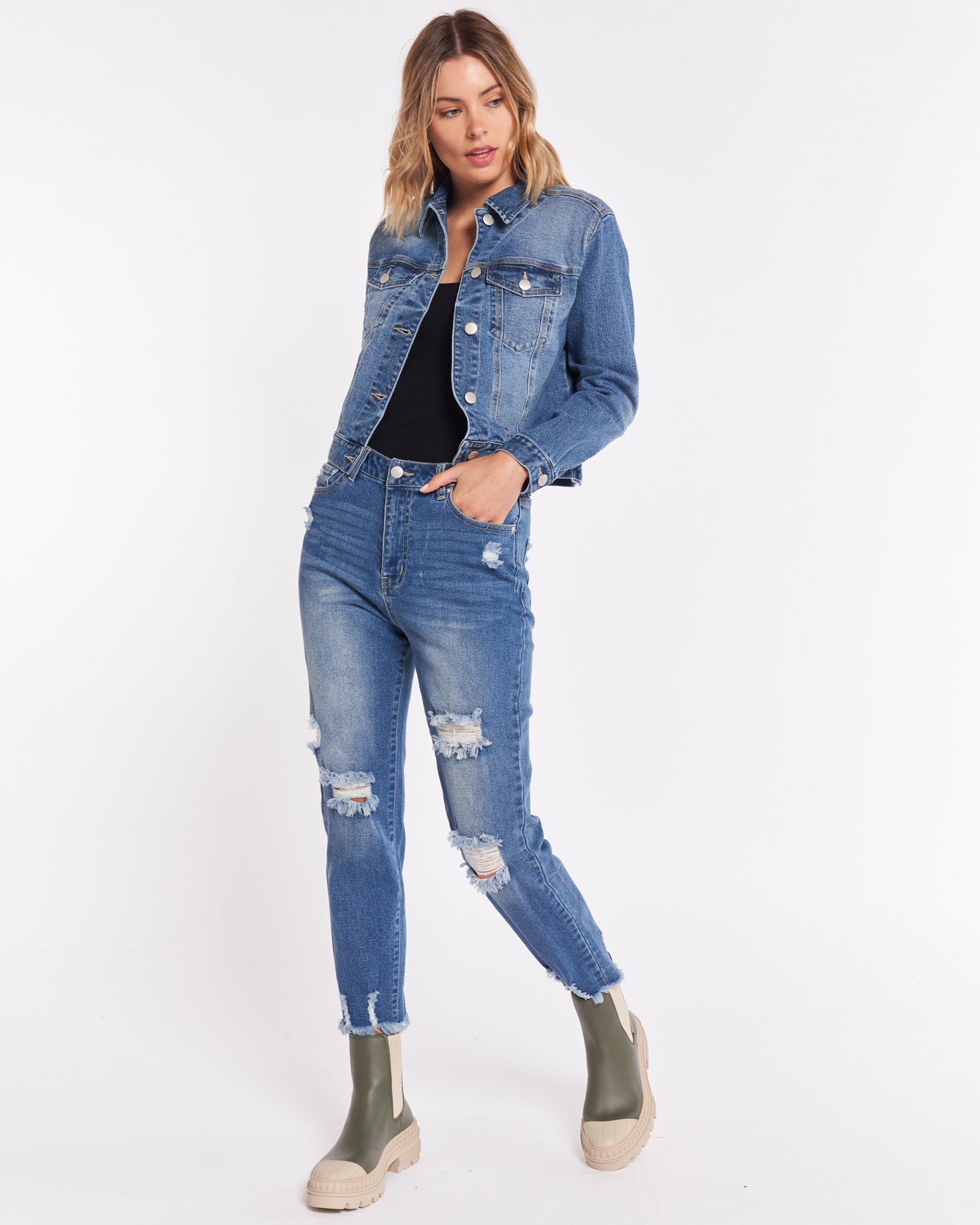 Suzi Distressed Jean - Worn Wash