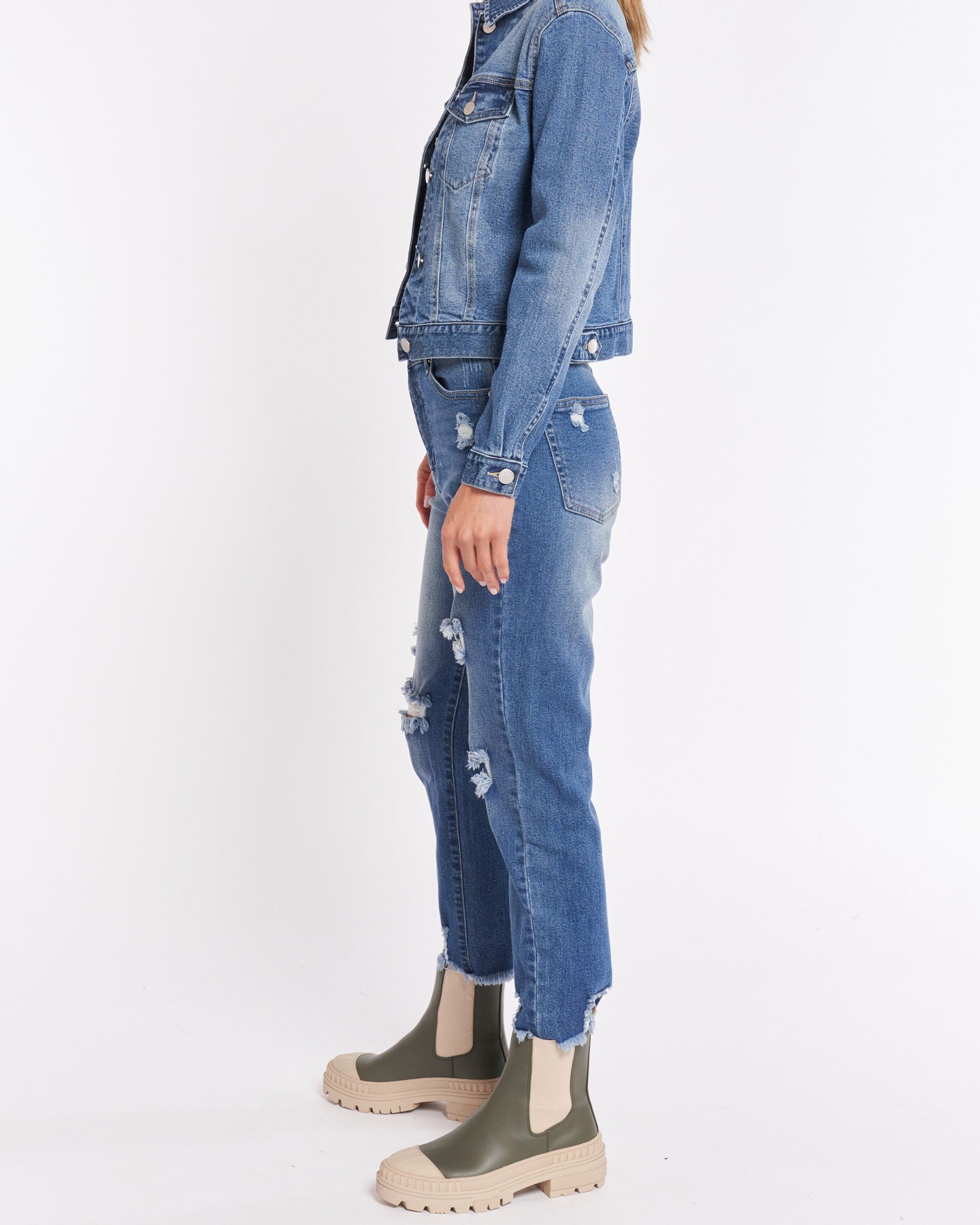 Suzi Distressed Jean - Worn Wash